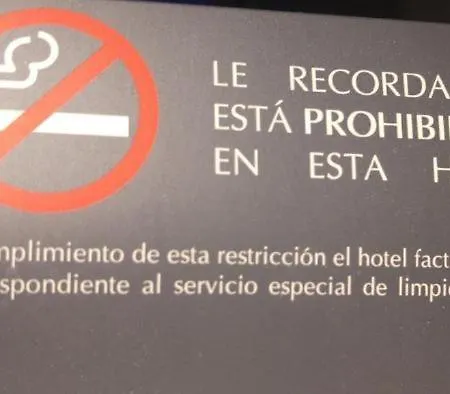 森特纳里欧酒店 旅馆 *