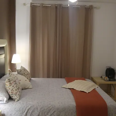 Hospederia V Centenario * Εστεπόνα