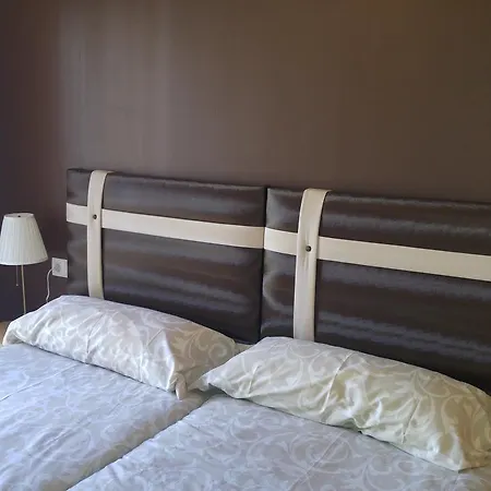 森特纳里欧酒店 埃斯特波纳