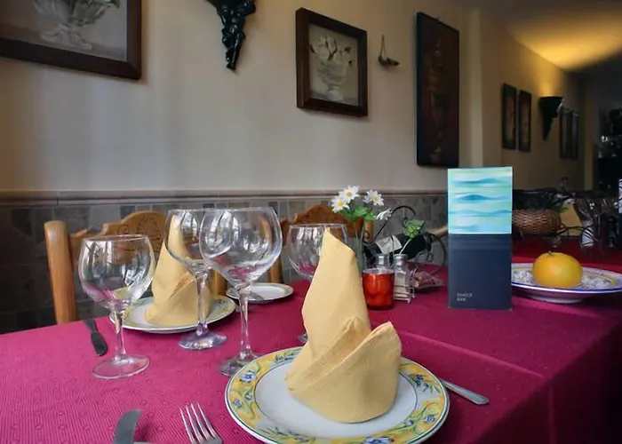 Hospederia V Centenario Estepona