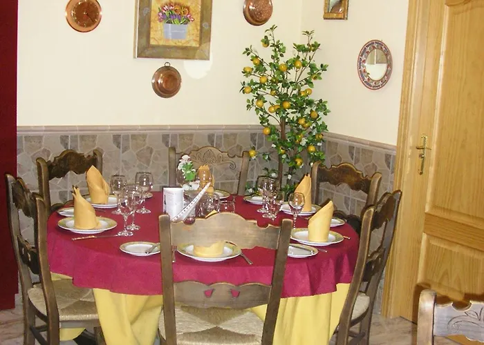 Hostel Hospederia V Centenario Estepona