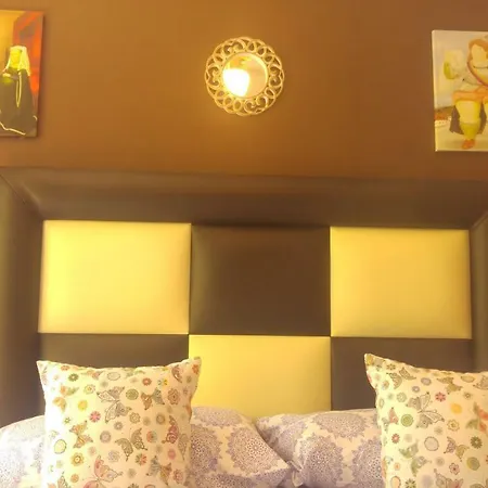 Hospederia V Centenario Estepona